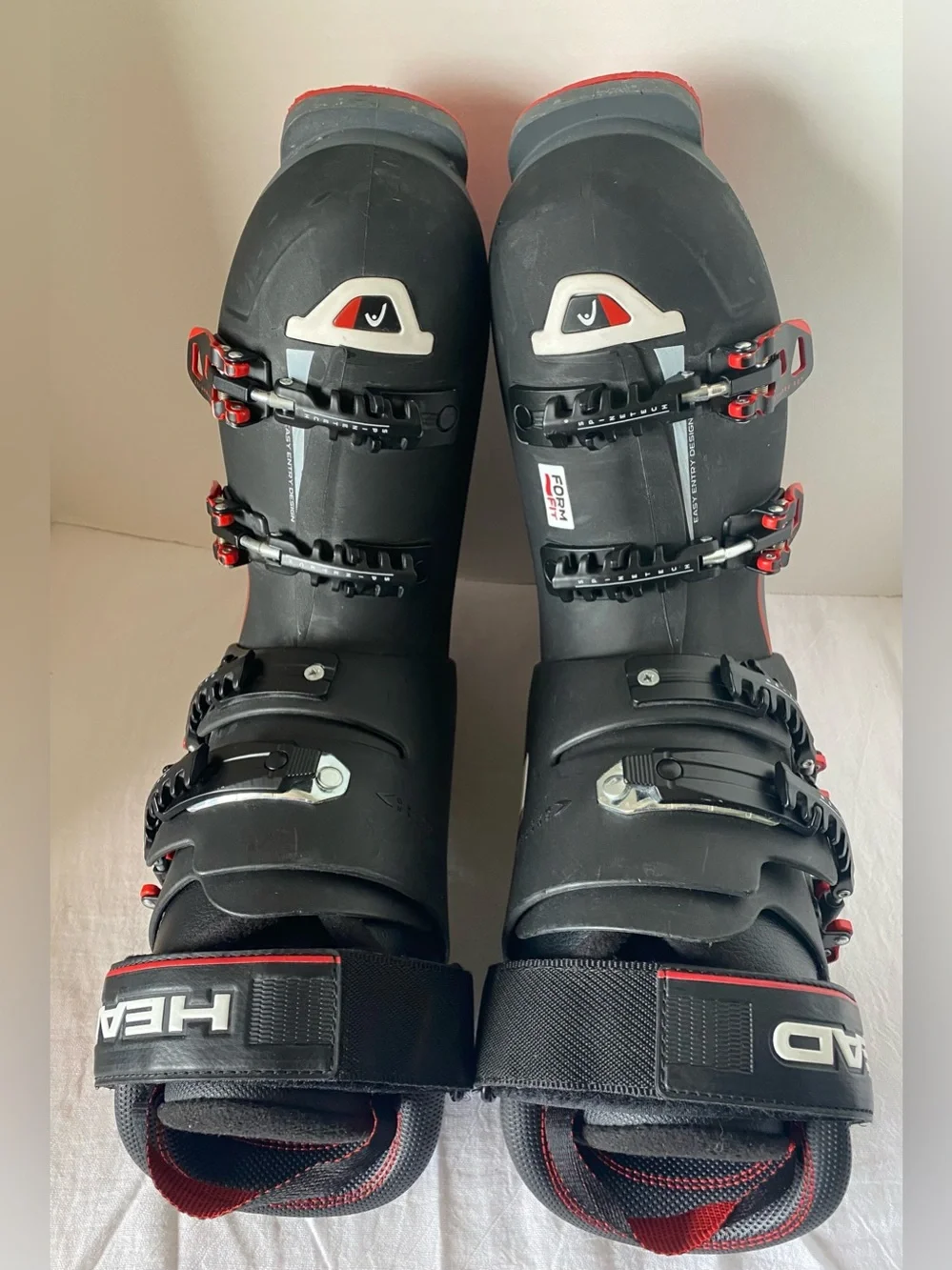 HEAD VECTOR EVO 110 SKI BOOTS MEN SIZE 9.5 / 27.5
